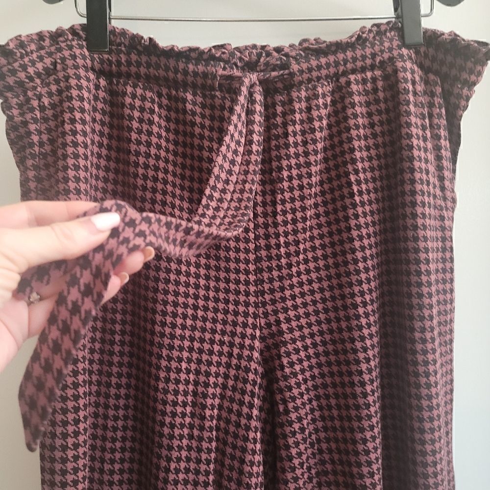 Torrid herringbone paperbag Ponte pants - Picture 6 of 7